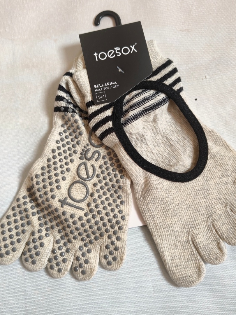 Toesox ヨガ 5 本指ソックス メンズ レディース プ - Yoga Mat のレビューと価格